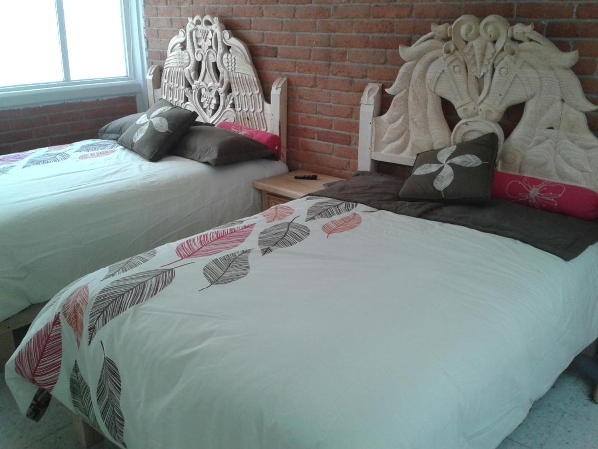 Hotel Tolotzin Толука Номер фото